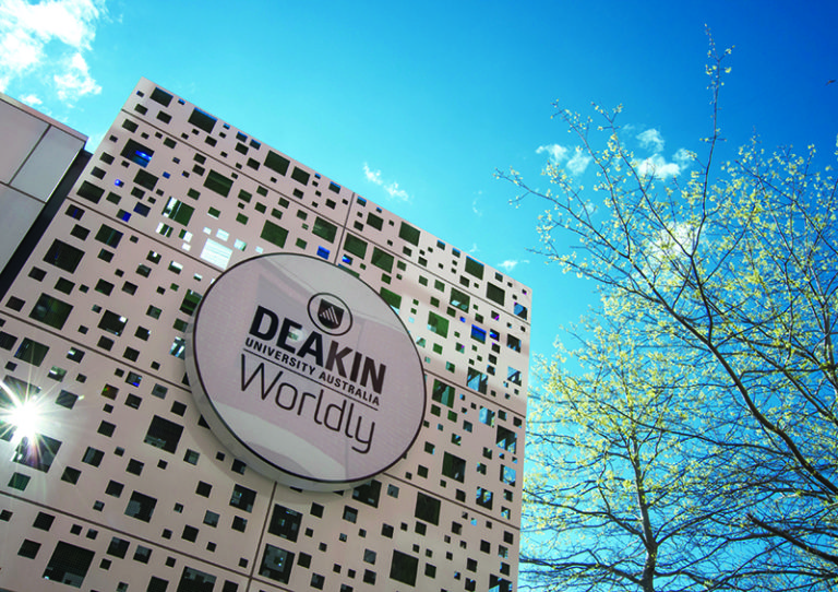 ทุน/ส่วนลดค่าเรียนมหาวิทยาลัย Deakin University ที่ประเทศออสเตรเลีย