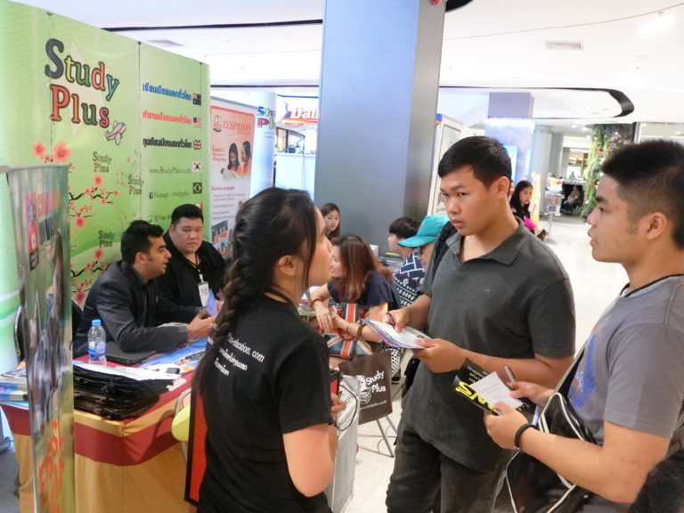 เสาร์ 29 เมษานี้ งานสัมมนา Work & Holiday / เรียนและทำงานออสเตรเลีย กับกฎวีซ่าที่เปลี่ยนแปลงใหม่ 1 เมษานี้